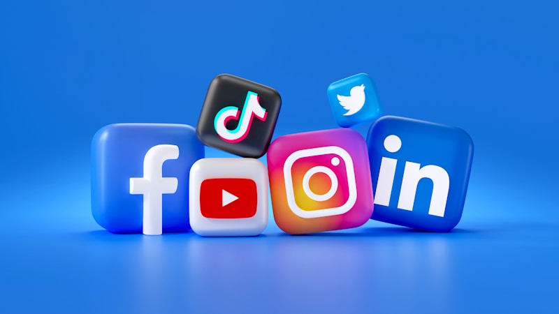 インスタで見た投稿をもう一度見つける方法|履歴・いいね・保存から探すコツをやさしく解説